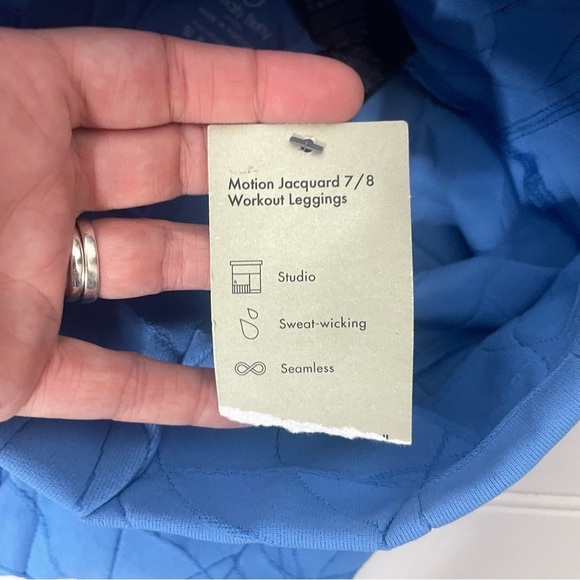 SWEATY BETTY Motion Jacquard 7/8 Leggings in Regatta Blue 112 - Picture 5 of 10